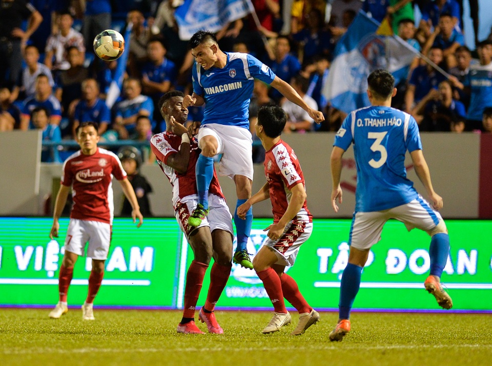 CLB Viettel quyết giữ ngôi đầu bảng V-League trước áp lực từ CLB Hà Nội - 3 CLB Viettel quyết giữ ngôi đầu bảng V-League trước áp lực từ CLB Hà Nội - 3
