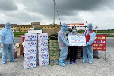Lập 27 điểm phát nhu yếu phẩm cho người dân sống trong khu cách ly