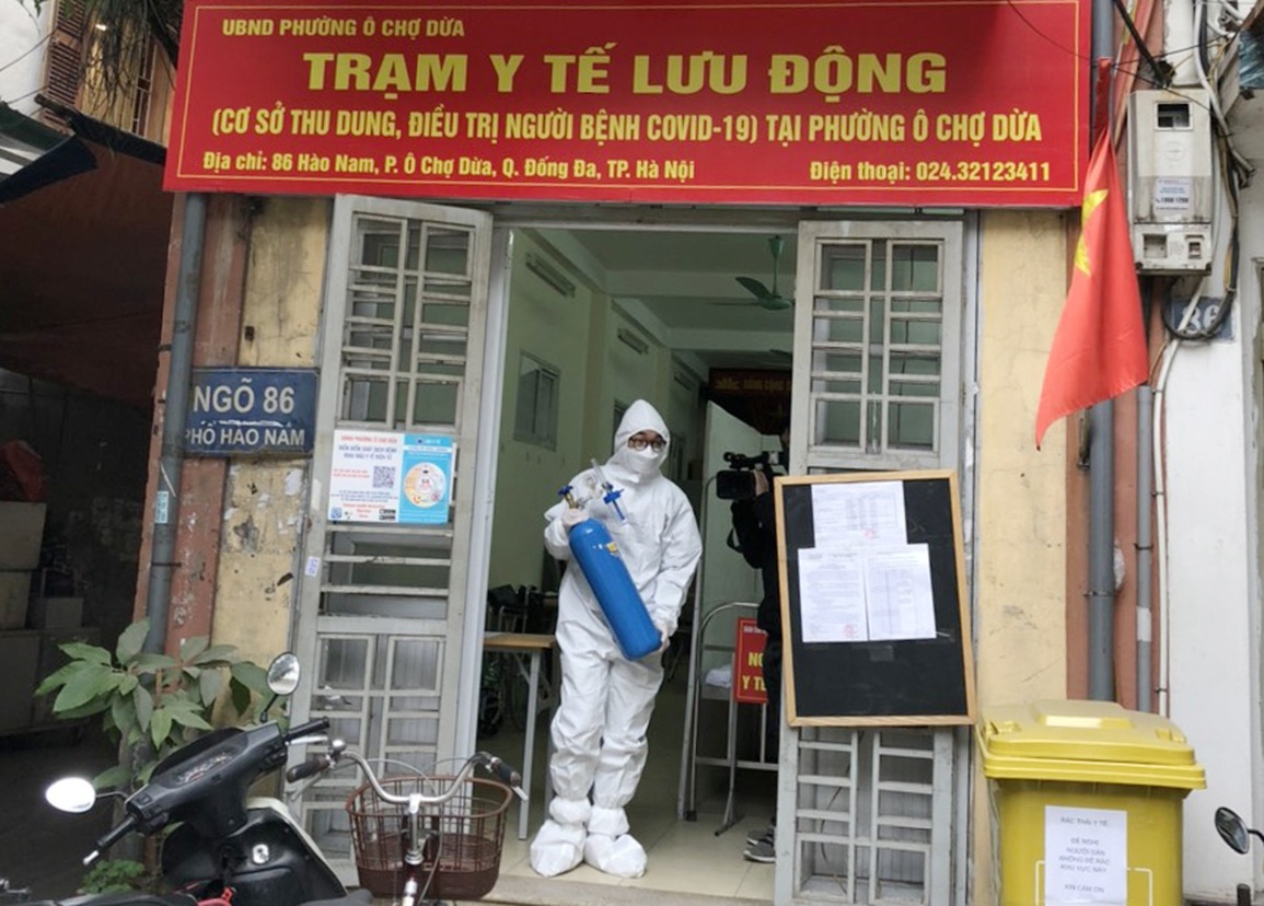Hà Nội triển khai ATM Oxy, thanh niên tình nguyện ra sức hỗ trợ - 1 Hà Nội triển khai ATM Oxy, thanh niên tình nguyện ra sức hỗ trợ - 1
