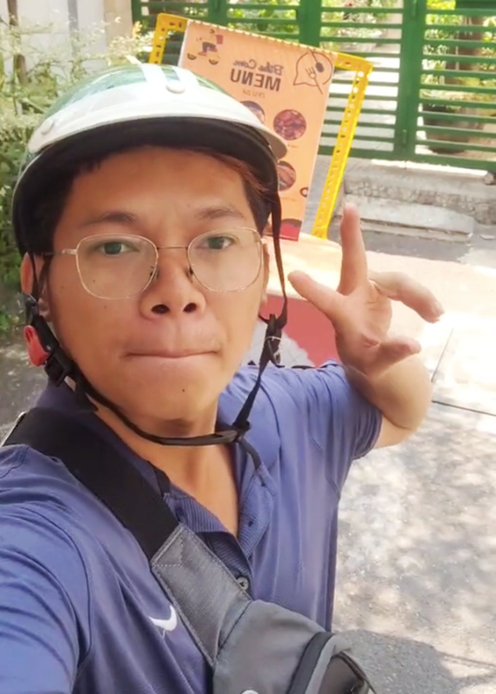 Xe cơm bán dạo của đầu bếp từ Hàn Quốc từng 4 lần khởi nghiệp bất thành - 2 Xe cơm bán dạo của đầu bếp từ Hàn Quốc từng 4 lần khởi nghiệp bất thành - 2