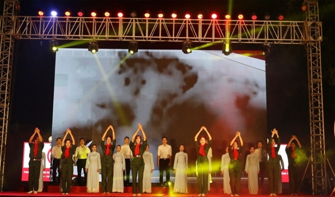 Một tiết mục văn nghệ trong chương trình.