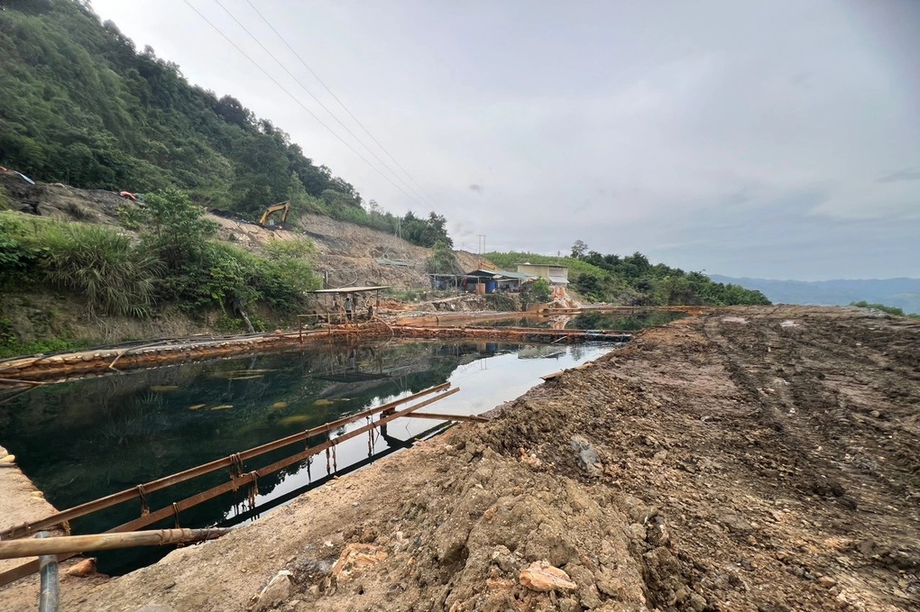 Công ty khai thác quặng thiếc ở Nghệ An bị xử phạt 250 triệu đồng - 1 Công ty khai thác quặng thiếc ở Nghệ An bị xử phạt 250 triệu đồng - 1