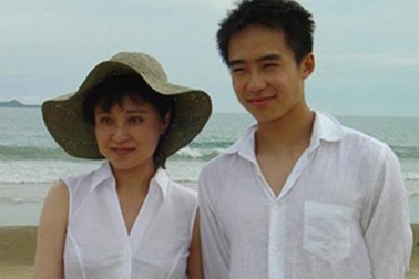 Cậu ấm nhà Bạc Hy Lai bị cắt liên lạc với bố mẹ suốt 18 tháng