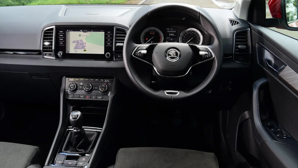 Skoda Karoq lần đầu lộ diện tại Việt Nam, Tucson và CX-5 sắp thêm đối thủ - 3 Skoda Karoq lần đầu lộ diện tại Việt Nam, Tucson và CX-5 sắp thêm đối thủ - 3