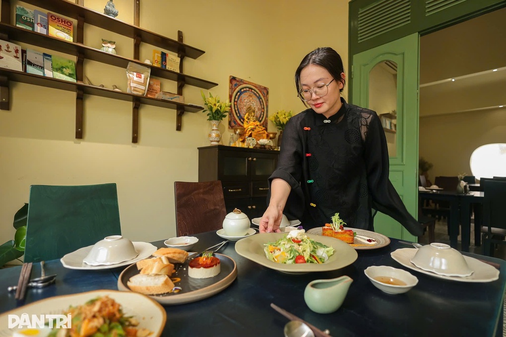 Oppdag 5 vegetarrestauranter i Hanoi med vakre lokaler og utsøkt mat - 2 Khám phá 5 quán chay ở Hà Nội có không gian đẹp, đồ ăn tinh tế - 2