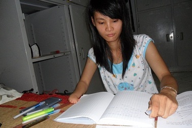 Nỗi lo âu của nữ sinh khuyết tật giàu nghị lực