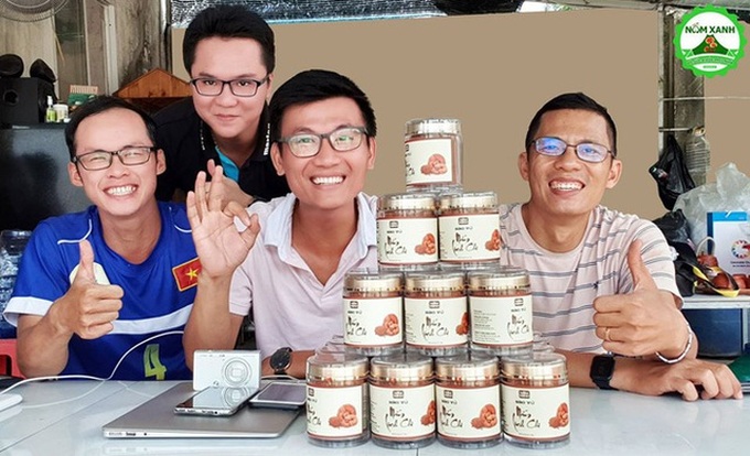 Nghèo đói là trường đại học tốt nhất: Chàng trai Quảng Ngãi 29 tuổi bỏ học làm giàu, vươn lên từ quá khứ khổ cực - Ảnh 2. Nghèo đói là trường đại học tốt nhất: Chàng trai Quảng Ngãi 29 tuổi bỏ học làm giàu, vươn lên từ quá khứ khổ cực - Ảnh 2.
