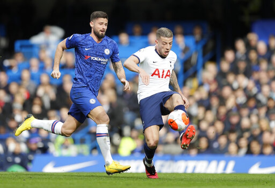 Chelsea 2-1 Tottenham: Hat-trick chiến thắng cho Lampard - 4 Chelsea 2-1 Tottenham: Hat-trick chiến thắng cho Lampard - 4