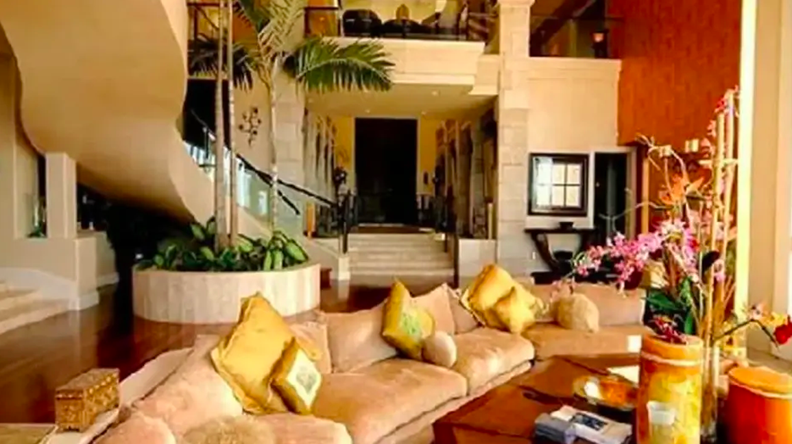 Cận cảnh ngôi biệt thự sa hoa trị giá hơn 1.200 tỷ đồng của Tiger Woods - 3 Cận cảnh ngôi biệt thự sa hoa trị giá hơn 1.200 tỷ đồng của Tiger Woods - 3