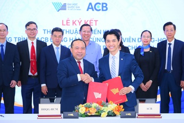 ACB phối hợp Đại học quốc gia TPHCM triển khai chương trình đồng hành cùng sinh viên