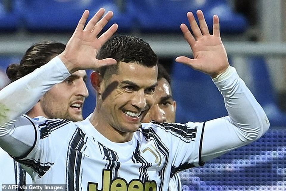 C.Ronaldo lập hat-trick chớp nhoáng, Juventus đại thắng rực rỡ - 1 C.Ronaldo lập hat-trick chớp nhoáng, Juventus đại thắng rực rỡ - 1