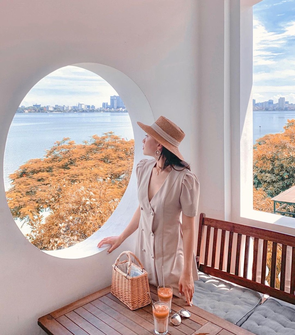 Chụp cháy máy ở những quán cà phê có nhiều góc sống ảo nhất Thủ đô - 9