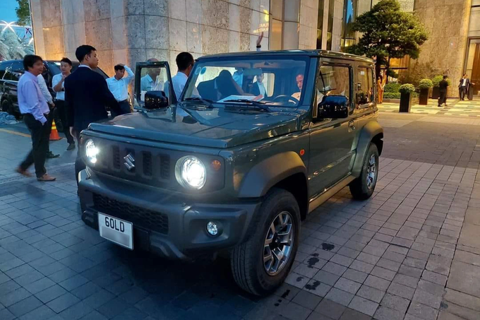 Lộ diện Suzuki Jimny chính hãng: Đã ra biển số, sắp ra mắt khách Việt - 1