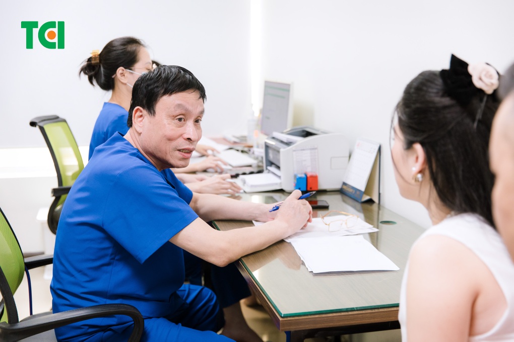 Sản phụ sinh 5 con trong gần 6 năm - 2 Sản phụ sinh 5 con trong gần 6 năm - 2