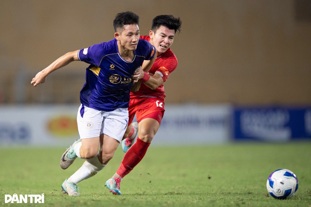 Tuan Hai ស៊ុតចូល Hanoi FC នៅតែខកចិត្តតាមស្មើ The Cong Viettel - ៣ Tuấn Hải ghi bàn, Hà Nội FC vẫn hòa thất vọng trước Thể Công Viettel - 3