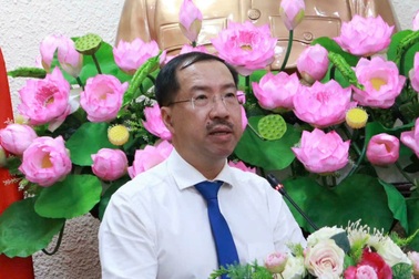 Cán bộ làm sai phải hoàn trả tiền cho nhà nước như thế nào?