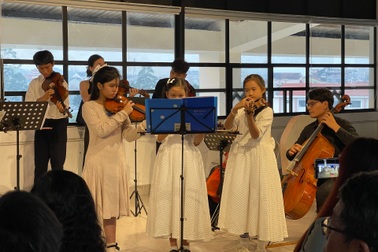 Khán giả kéo đến Đà Lạt thưởng thức nhạc cổ điển của những nghệ sĩ hàng đầu