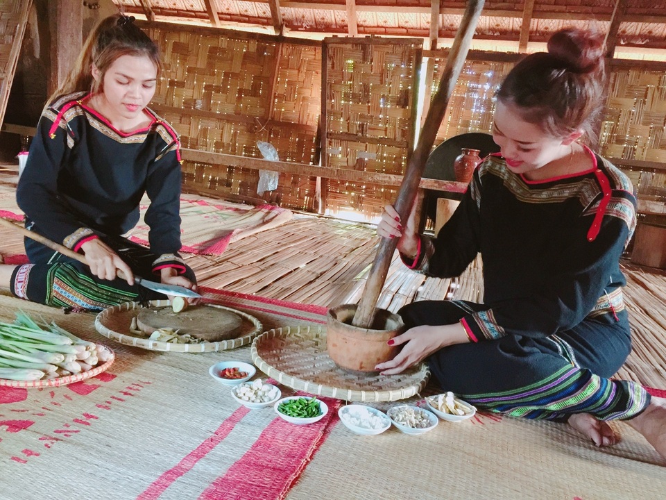 Món ngon độc lạ, khó quên từ cà đắng Tây Nguyên - 2 Món ngon độc lạ, khó quên từ cà đắng Tây Nguyên - 2