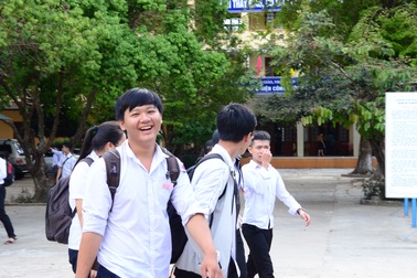 Một Trung tâm giáo dục có tỷ lệ đỗ tốt nghiệp THPT quốc gia là ...0%