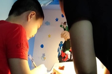 Làm thế nào để đồng hành cùng con tại nhà trong mùa dịch Covid-19?