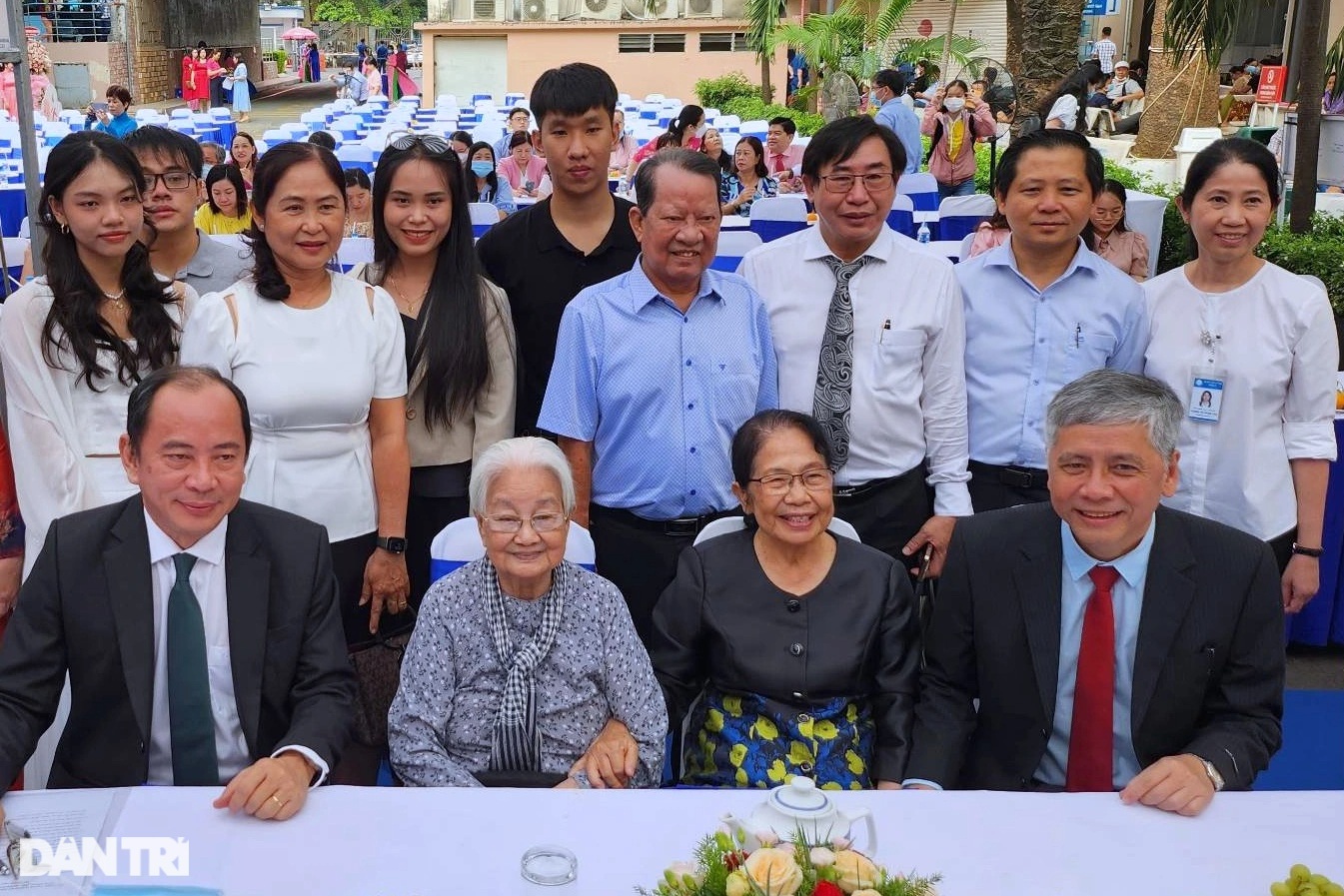Giáo sư hơn 80 tuổi đoạt giải Nobel châu Á: Sẽ tiếp tục đi tìm công lý - 6 Giáo sư hơn 80 tuổi đoạt giải Nobel châu Á: Sẽ tiếp tục đi tìm công lý - 6