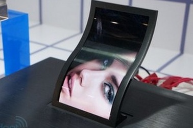 “Mục sở thị” màn hình hiển thị có thể uốn cong của LG