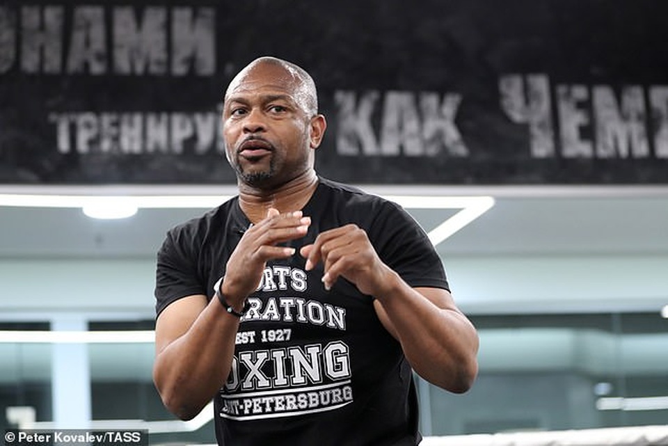 Mike Tyson xác nhận sẽ thượng đài với Roy Jones Jr sau 15 năm treo găng - 2 Mike Tyson xác nhận sẽ thượng đài với Roy Jones Jr sau 15 năm treo găng - 2
