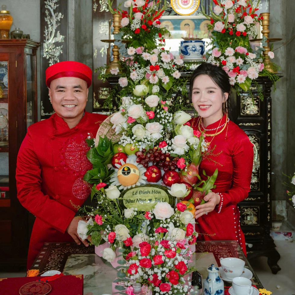 Chuyện tình của cặp đôi yêu nhau nhờ chạy bộ, mặc đồ cưới chạy giải 21km - 4 Chuyện tình của cặp đôi yêu nhau nhờ chạy bộ, mặc đồ cưới chạy giải 21km - 4