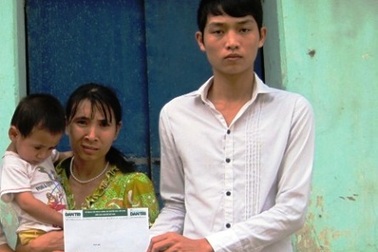 Hơn 17 triệu đồng tiếp tục đến với chị Nguyễn Thị Hoa   