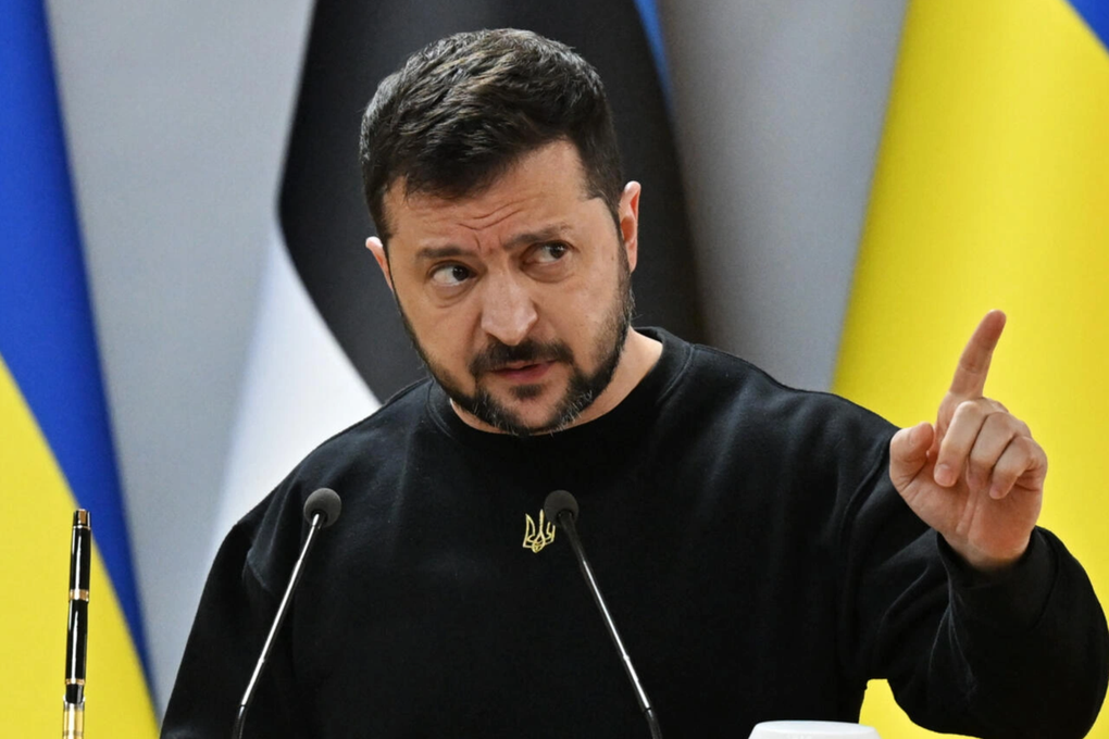 Ông Zelensky xốc lại tinh thần giữa lúc binh sĩ mệt mỏi vì xung đột - 1 Ông Zelensky xốc lại tinh thần giữa lúc binh sĩ mệt mỏi vì xung đột - 1