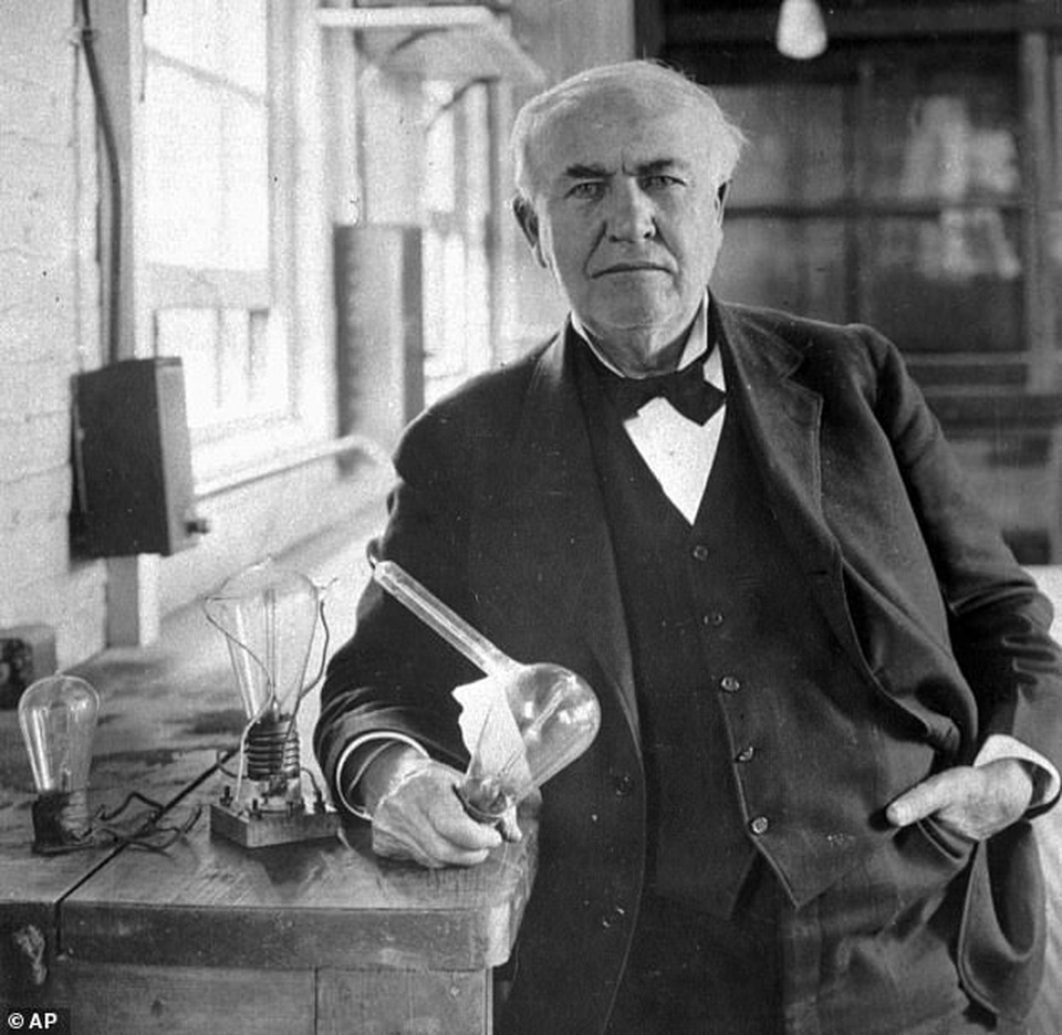 Tại sao bức vẽ đơn giản này trị giá 2,6 tỷ đồng? - 2