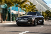 Audi Q8 e-tron vừa về Việt Nam đã xuất hiện thông tin có thể bị khai tử
