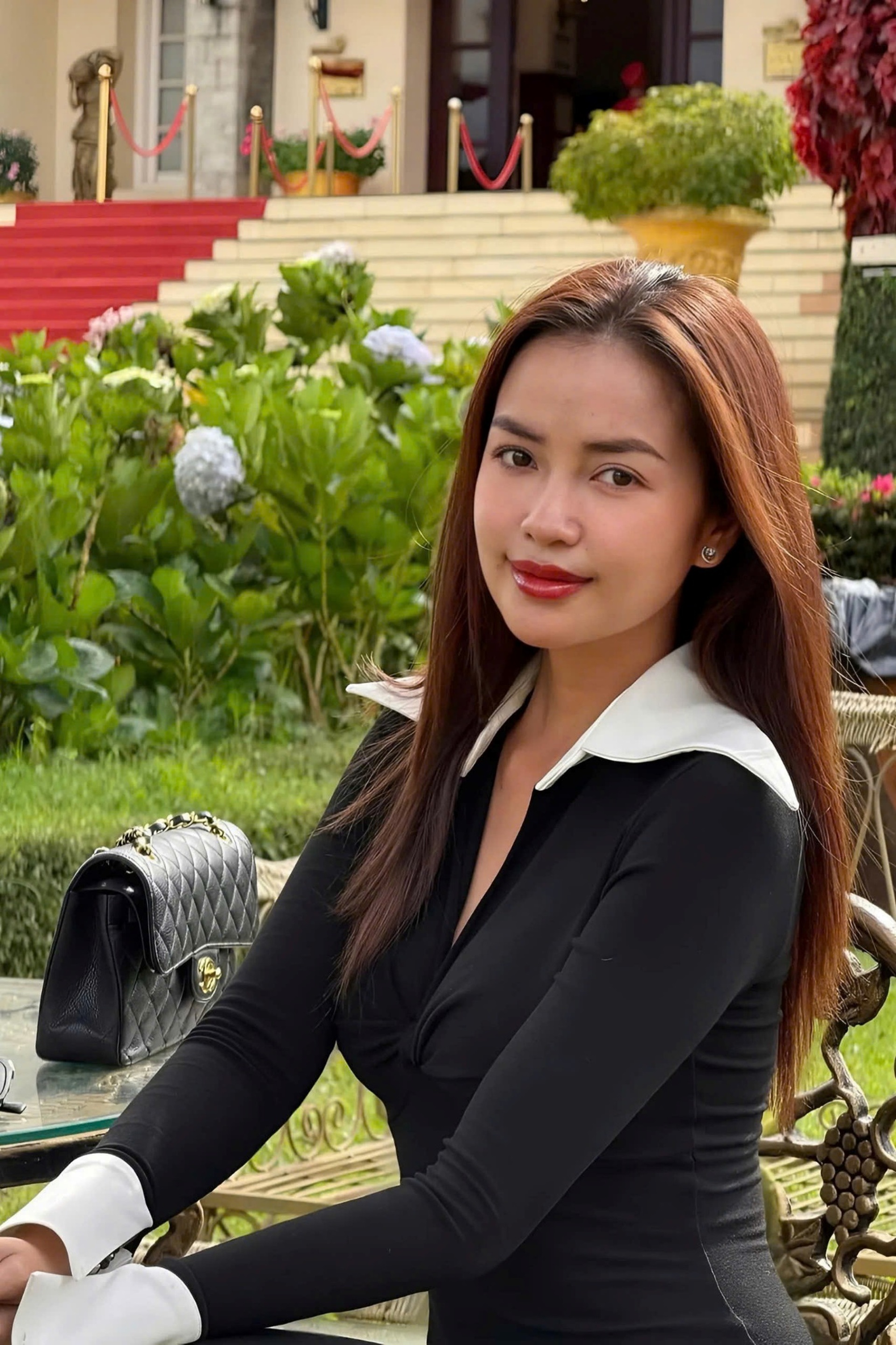 Các hoa hậu Việt rủ nhau làm giám đốc, phó chủ tịch, thần thái ngút ngàn - 8 Các hoa hậu Việt rủ nhau làm giám đốc, phó chủ tịch, thần thái ngút ngàn - 8