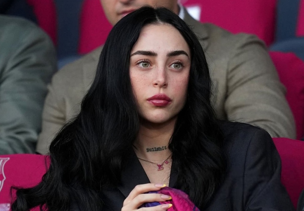 Prietena atrăgătoare a lui Yamal este certată când Barcelona pierde în fața lui Real Madrid - 1 Bạn gái nóng bỏng của Yamal bị mắng nhiếc khi Barcelona thua Real Madrid - 1