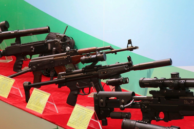 Cận cảnh dàn vũ khí "khủng" của Cảnh sát Việt Nam đang trưng bày tại Hà Nội