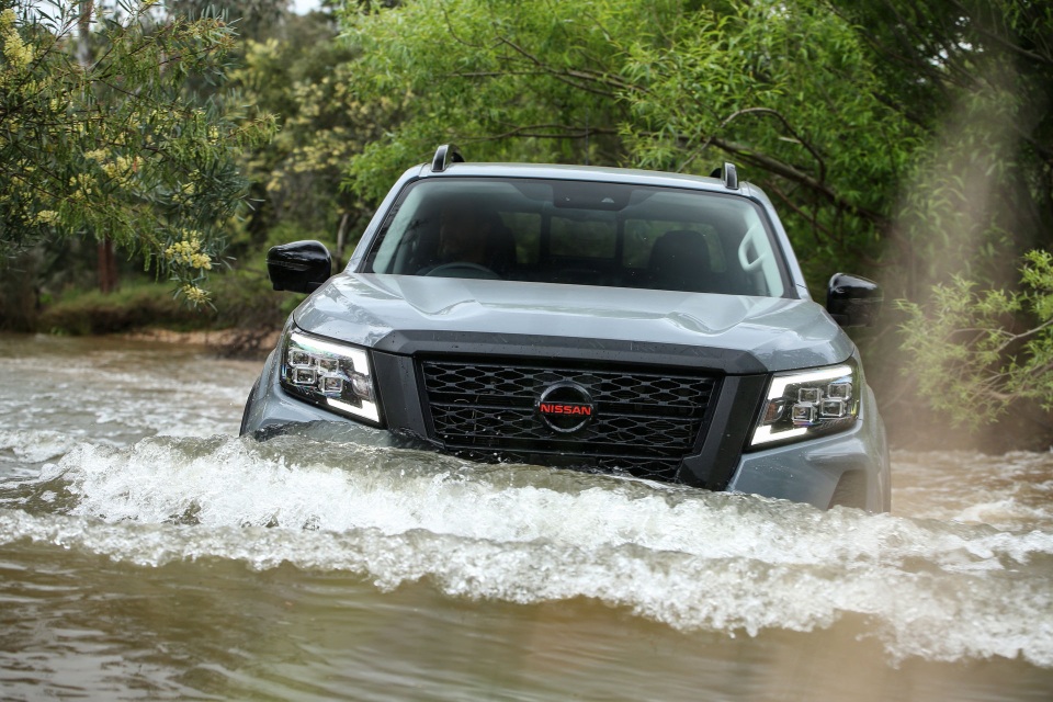 Nissan Navara 2021 xuất kích, sẵn sàng đấu với Ford Ranger - 19 Nissan Navara 2021 xuất kích, sẵn sàng đấu với Ford Ranger - 19