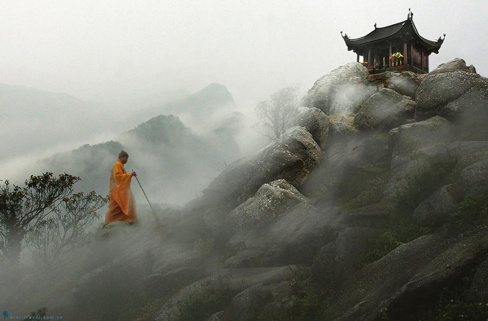 Tung 2 gói kích cầu “khủng”, du lịch Quảng Ninh đang “hồi sinh” từng ngày - 2 Tung 2 gói kích cầu “khủng”, du lịch Quảng Ninh đang “hồi sinh” từng ngày - 2