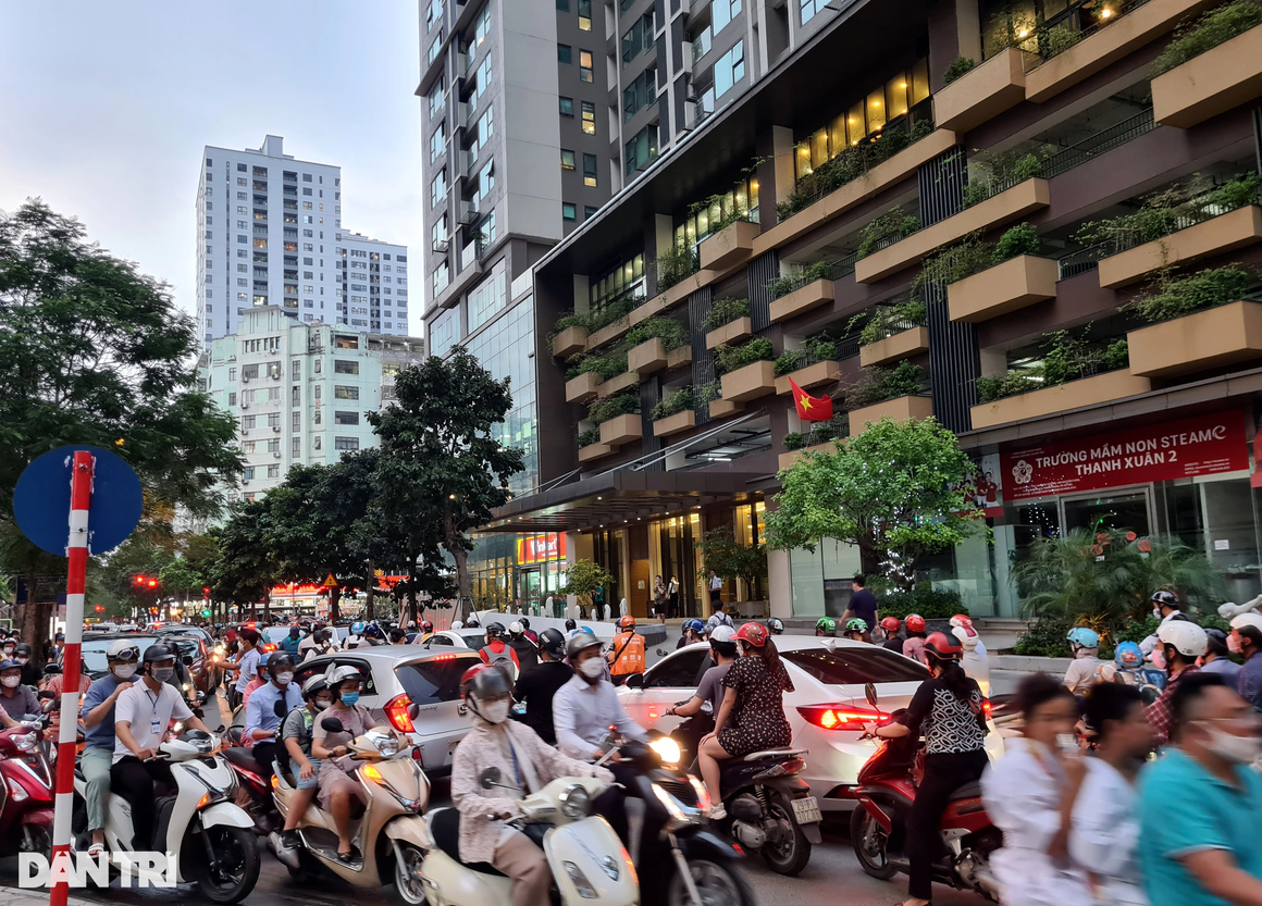 Cao ốc mọc như nấm tại nơi từng là thủ phủ công nghiệp nhẹ của Hà Nội - 14 Cao ốc mọc như nấm tại nơi từng là thủ phủ công nghiệp nhẹ của Hà Nội - 14