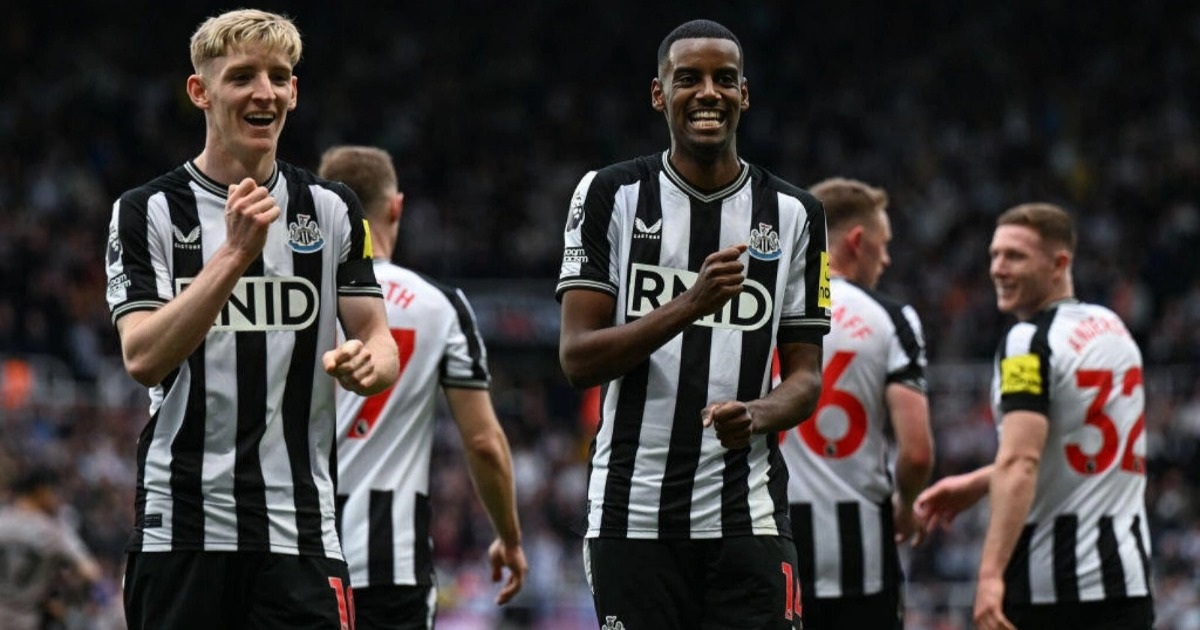 View - Newcastle khiến Man Utd rơi khỏi vị trí dự Europa League | Báo Dân trí