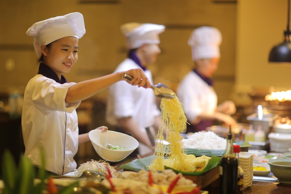 Hãy đánh thức buổi sáng với ly rượu vang sủi - 3 Hãy đánh thức buổi sáng với ly rượu vang sủi - 3