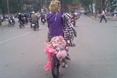 Teen tốn kém vì “tút tát” BMX 