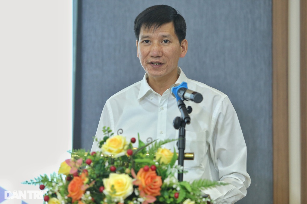 Khó gọi tên, nhận diện hành vi quấy rối tình dục nơi làm việc - 2 Khó gọi tên, nhận diện hành vi quấy rối tình dục nơi làm việc - 2