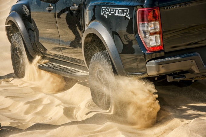 04_Ranger Raptor