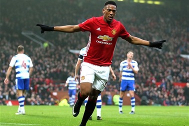 Đội hình những ngôi sao bị thất sủng ở Premier League