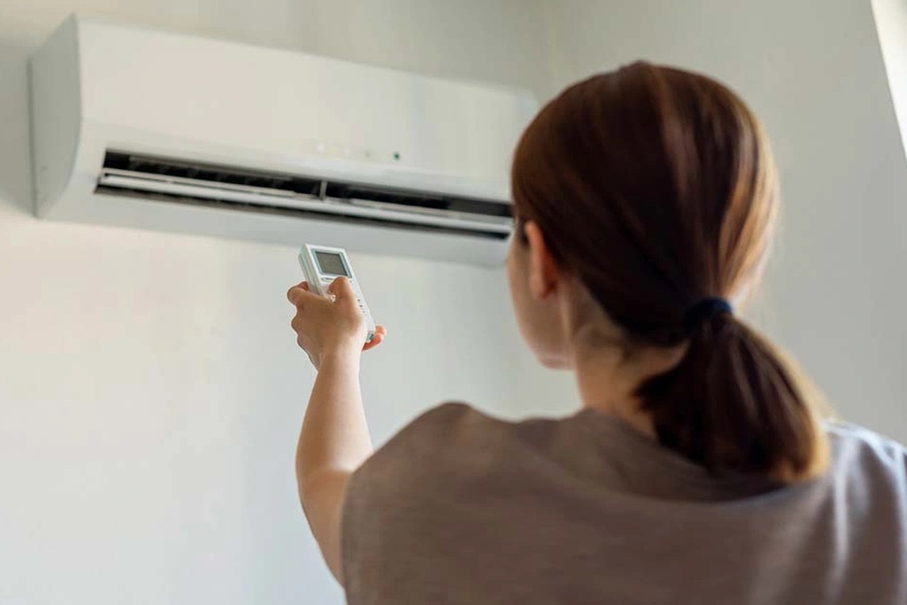 Lầm tưởng khi sử dụng điều hòa khiến sáng dậy mệt rã rời - 2 Lầm tưởng khi sử dụng điều hòa khiến sáng dậy mệt rã rời - 2