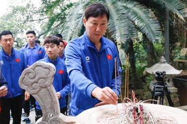 Đội tuyển Việt Nam làm điều đặc biệt trước ngày lên đường dự AFF Cup