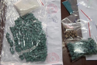 Tạm giữ 4 đối tượng chuyên buôn bán ma túy cho các quán bar, vũ trường