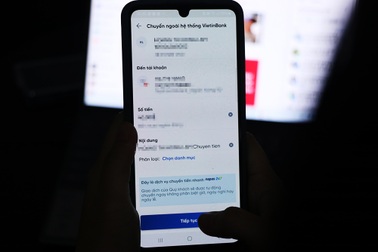 Đại úy công an bất ngờ nhận 500 triệu đồng vào tài khoản