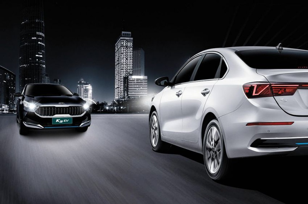 Kia ra mắt Cerato phiên bản chạy điện - 7 Kia ra mắt Cerato phiên bản chạy điện - 7