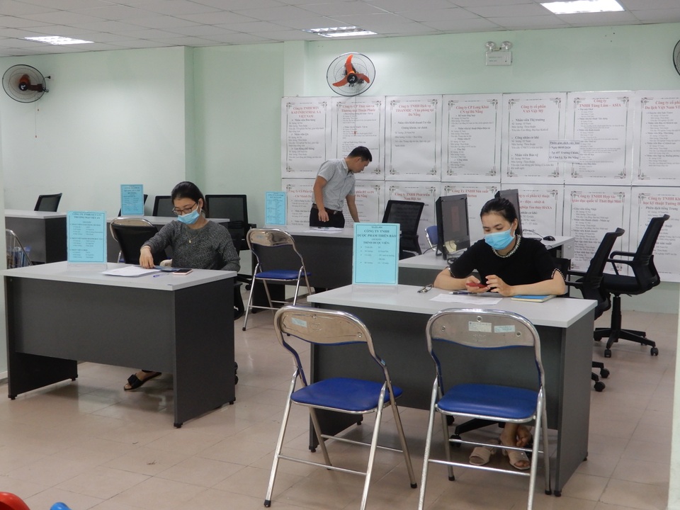 Đà Nẵng: Cuối năm, doanh nghiệp “đỏ mắt” tìm lao động - 3 Đà Nẵng: Cuối năm, doanh nghiệp “đỏ mắt” tìm lao động - 3